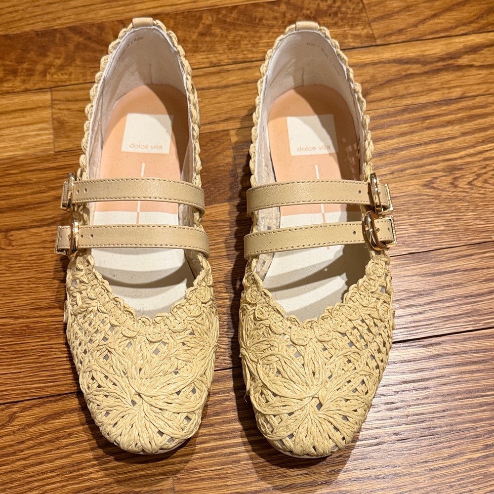 Dolce Vita Woven Straw Mary Jane Flats in Beige